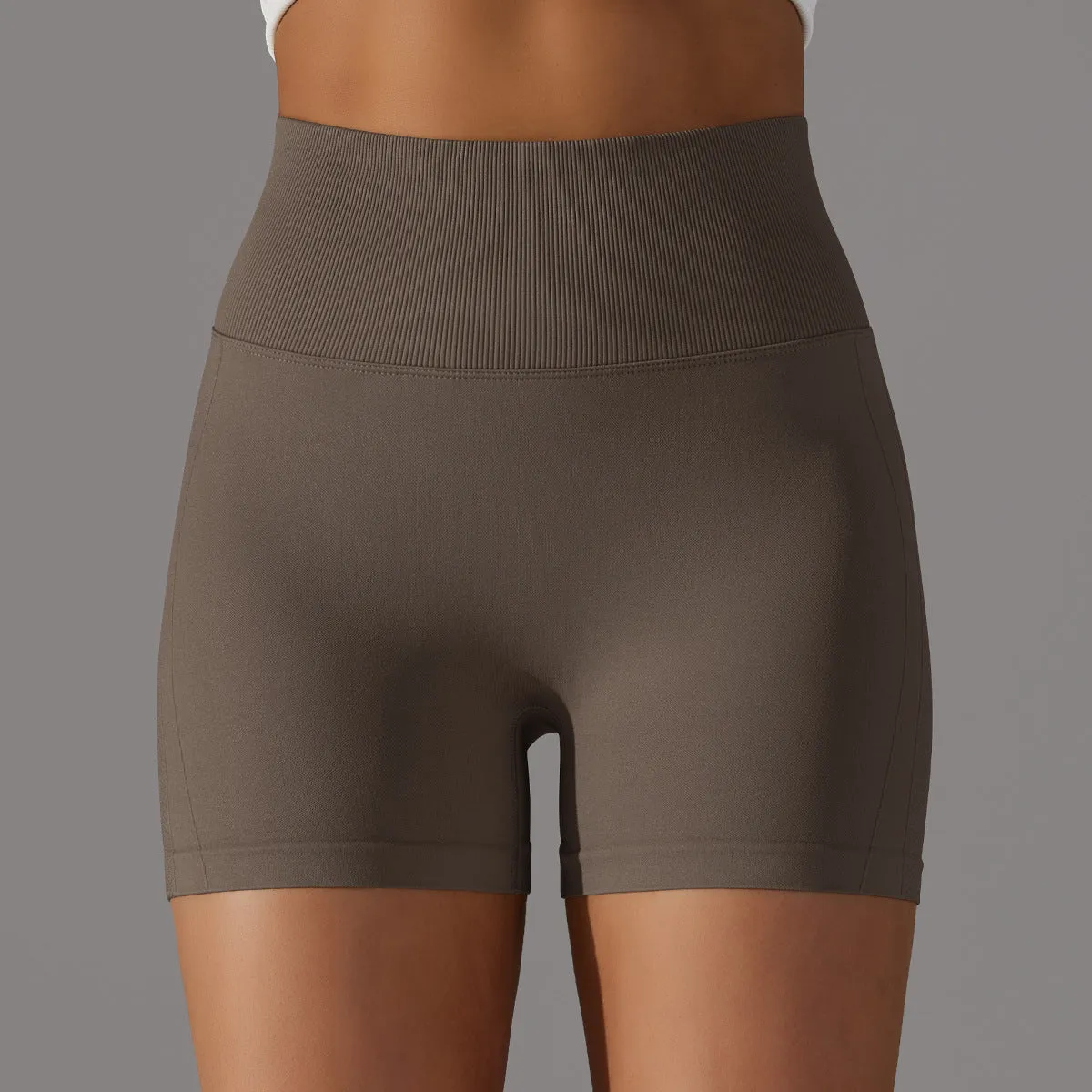 Seamless Peach Hips Smiling Face Shorts