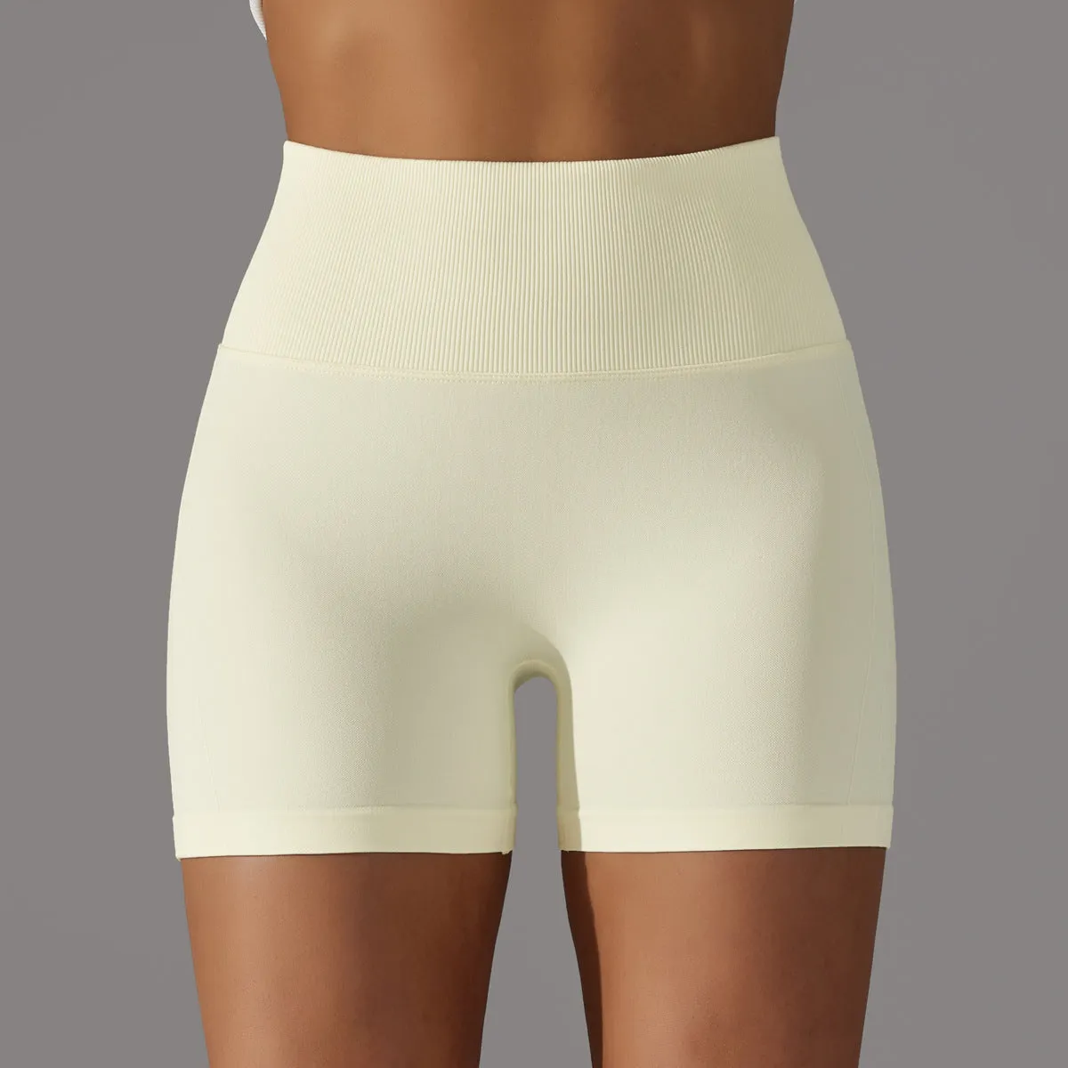 Seamless Peach Hips Smiling Face Shorts