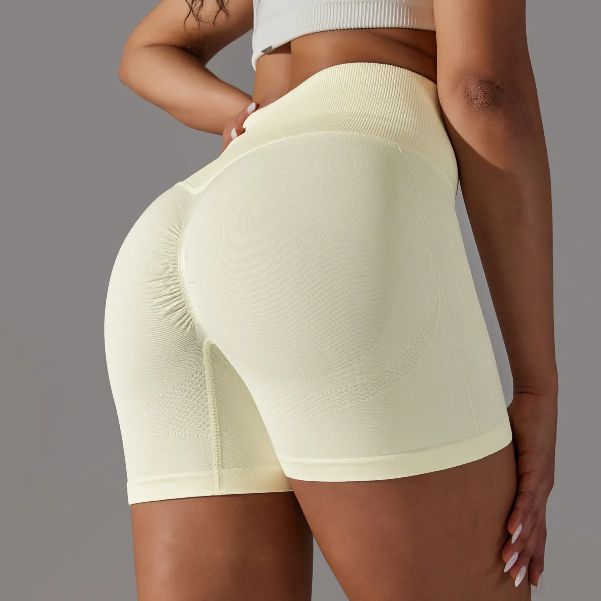 Seamless Peach Hips Smiling Face Shorts